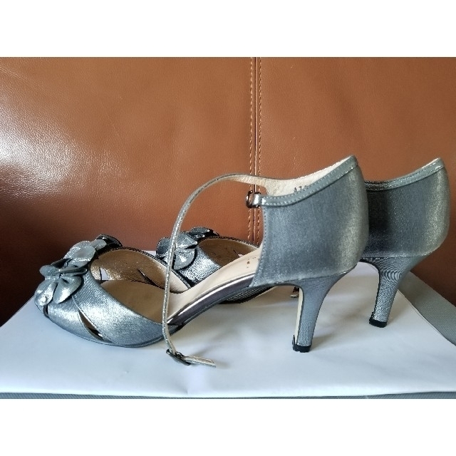 Pitti　ヒールサンダル (サイズ 23cm EE) レディースの靴/シューズ(サンダル)の商品写真