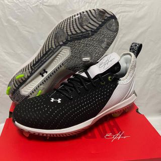 アンダーアーマー(UNDER ARMOUR)の(新品) UNDER ARMOUR パーパーモデル27.5cm スパイク 限定(シューズ)