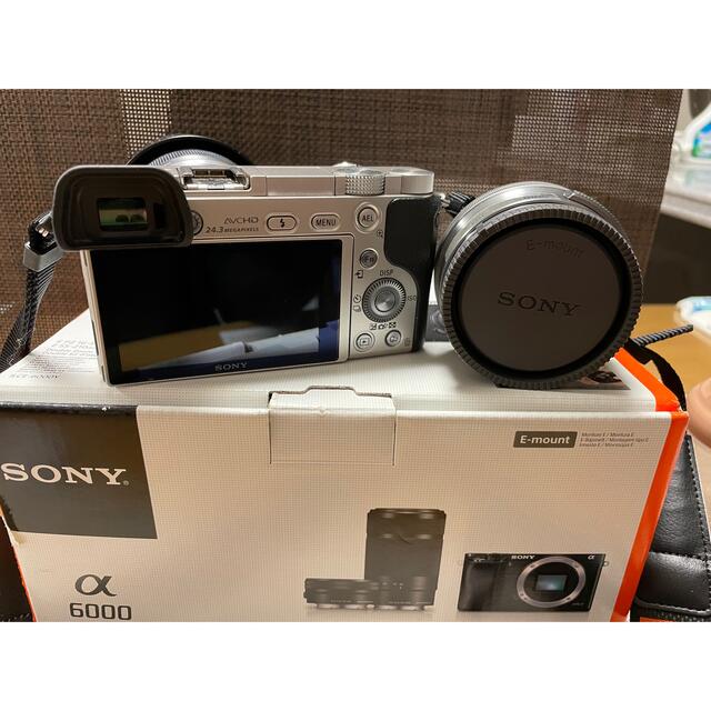 SONY α6000 ILCE-6000Y ダブルズームレンズキット シルバー