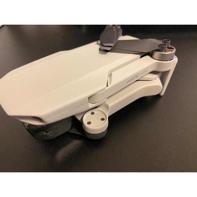 DJI MAVIC MINI FLY MORE COMBO エンタメ/ホビーのおもちゃ/ぬいぐるみ(ホビーラジコン)の商品写真