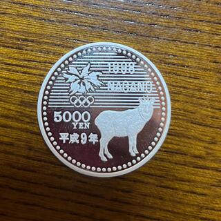 長野オリンピック5,000円記念硬貨です｡(ウィンタースポーツ)