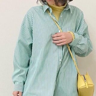 エヘカソポ(ehka sopo)の【新品】ストライプシャツ　グリーン×ホワイト(シャツ/ブラウス(長袖/七分))