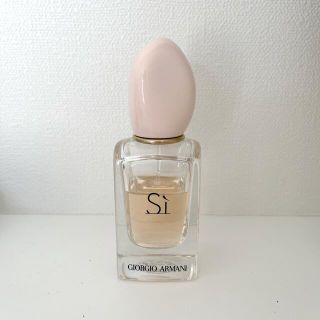 ジョルジオアルマーニ(Giorgio Armani)の香水　ジョルジオアルマーニ　シィ(香水(女性用))