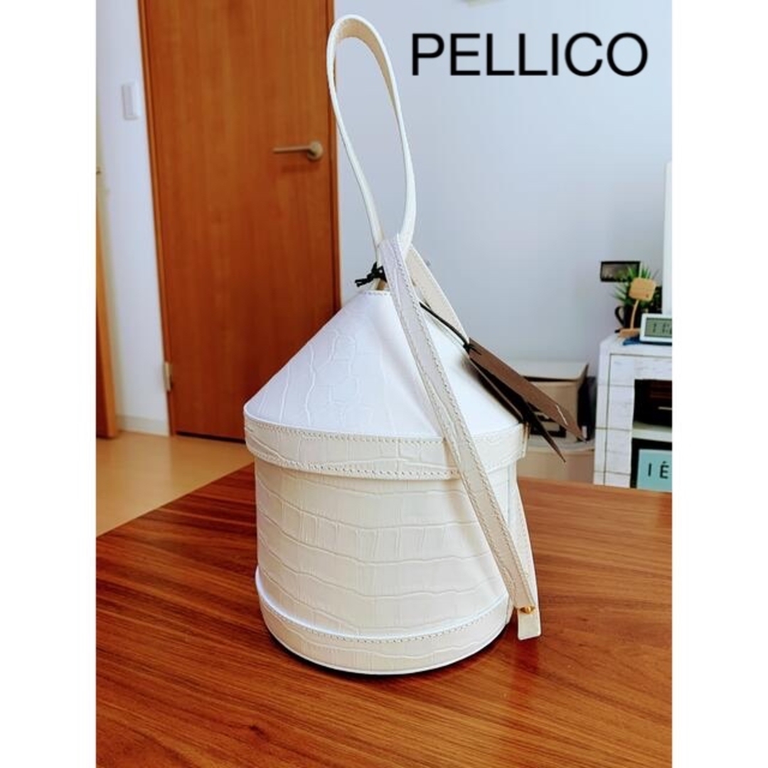 バーニーズニューヨーク【美品】PELLICO （ペリーコ）  ジオストラ ハンドバッグ