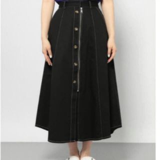 ページボーイ(PAGEBOY)の新品　フロントZIPボタンフレアスカート(ロングスカート)