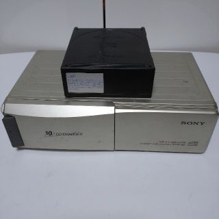 ソニー(SONY)のSONY 10CDﾁｪﾝｼﾞｬｰ CDX-52(カーオーディオ)