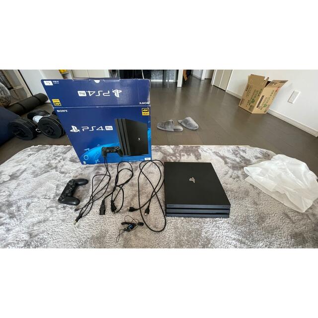 家庭用ゲーム機本体SONY PlayStation4 Pro 本体 CUH-7100BB01