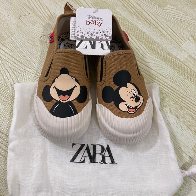 ZARA KIDS(ザラキッズ)の値下げ✨ZARA baby Disney シューズ17.0 （16サイズ相当） キッズ/ベビー/マタニティのキッズ靴/シューズ(15cm~)(スニーカー)の商品写真