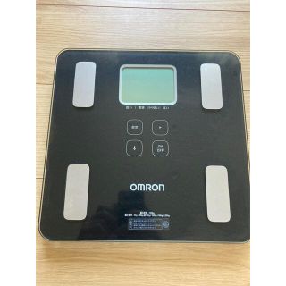 オムロン(OMRON)のオムロン ヘルスケアストア 体重体組成計 HBF-227T-SBKブラック(体重計/体脂肪計)