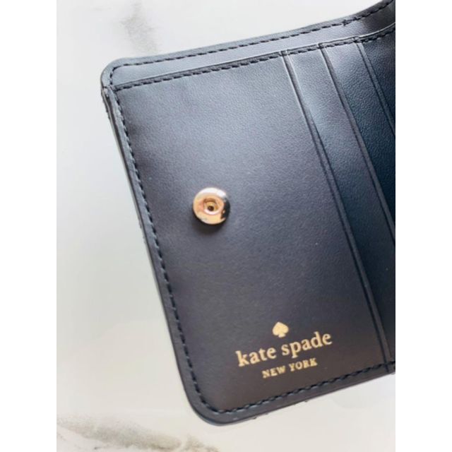 kate spade new york(ケイトスペードニューヨーク)のkate spade　二つ折り財布　財布　ケートスペード　折り財布 レディースのファッション小物(財布)の商品写真