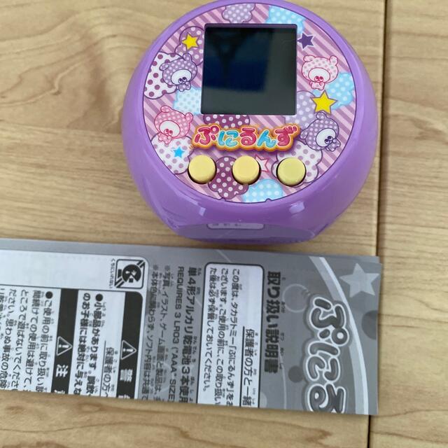 Takara Tomy(タカラトミー)のぷにるんず　パープル エンタメ/ホビーのゲームソフト/ゲーム機本体(携帯用ゲーム機本体)の商品写真