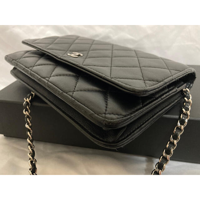 【26番台】CHANEL マトラッセ チェーンウォレット ラムスキン