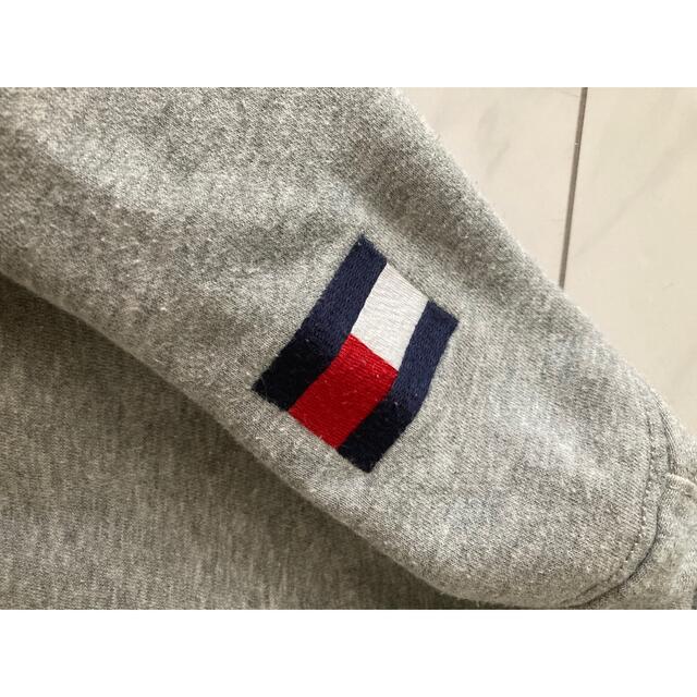 TOMMY HILFIGER(トミーヒルフィガー)のトミーヒルフィガー　パーカー キッズ/ベビー/マタニティのベビー服(~85cm)(ジャケット/コート)の商品写真