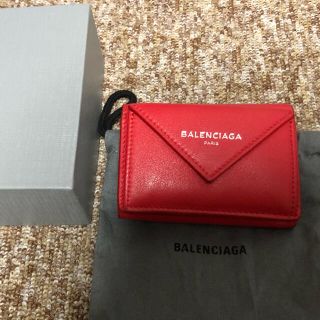 バレンシアガ(Balenciaga)のバレンシアガ　三つ折り財布　美品　レッド　赤　BALENCIAGA ミニ財布(財布)