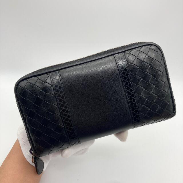 Bottega Veneta(ボッテガヴェネタ)の人気のブラック✨ボッテガ ヴェネタ ラウンドファスナー　長財布✨パイソン ライン メンズのファッション小物(長財布)の商品写真