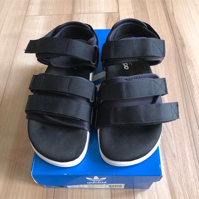 adidas(アディダス)のadidasadilettesandal w アディダス アディレッタ サンダル レディースの靴/シューズ(サンダル)の商品写真