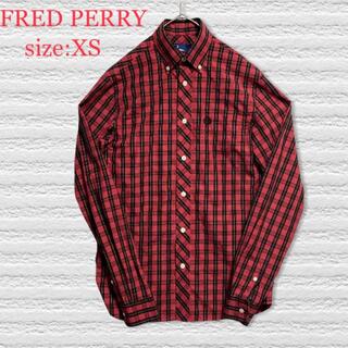 フレッドペリー(FRED PERRY)のFRED PERRY メンズ　長袖シャツ　XSサイズ　チェック　ワンポイント刺繍(シャツ)