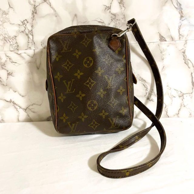 LOUIS VUITTON モノグラム　ダヌーブ　ショルダーバッグ　ポシェット