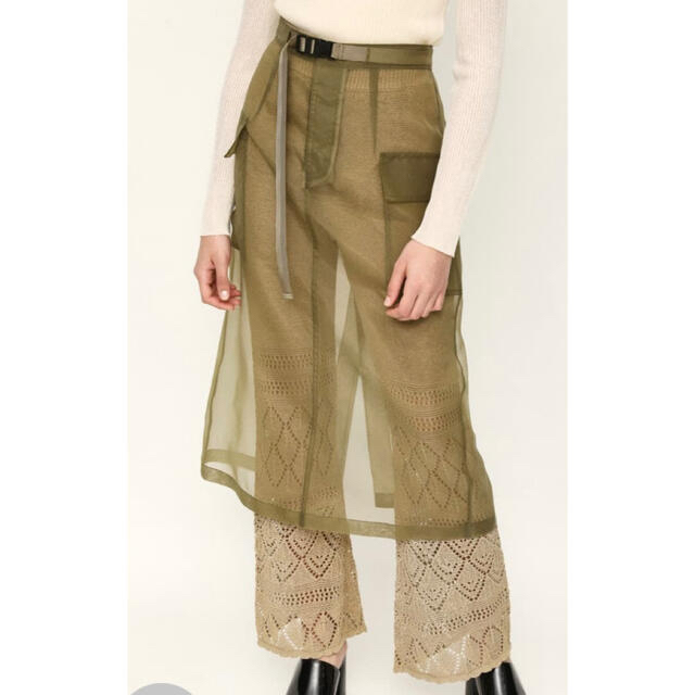 SLY(スライ)のSHEER CARGO ミディアムスカート レディースのスカート(ひざ丈スカート)の商品写真