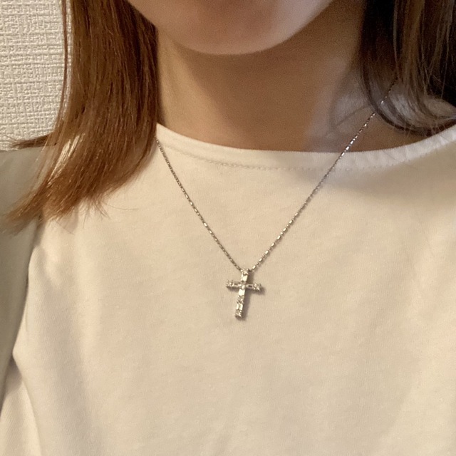 専用です pt900 バケットカットダイヤのクロスネックレス 0.5ct