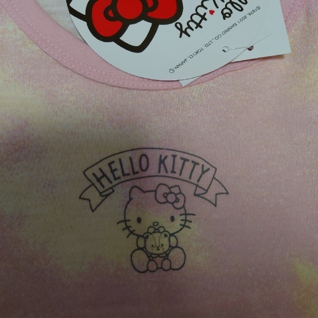 ハローキティ(ハローキティ)のキティ　セットアップ キッズ/ベビー/マタニティのキッズ服女の子用(90cm~)(Tシャツ/カットソー)の商品写真