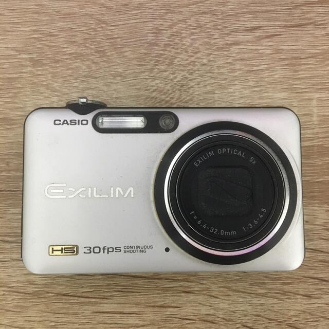 CASIO(カシオ)のコンパクトデジタルカメラ HIGH SPEED EXILIM  スマホ/家電/カメラのカメラ(コンパクトデジタルカメラ)の商品写真