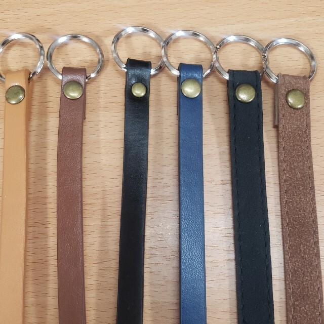 コペン フューエルリッド オープナー 給油口開　L880K・LA400K用 革製 自動車/バイクの自動車(車内アクセサリ)の商品写真