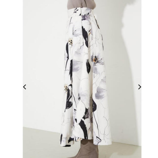 rienda(リエンダ)のアートフラワーJ/WフレアSK レディースのスカート(ロングスカート)の商品写真