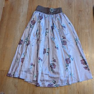 アクシーズファム(axes femme)のaxes femme　お花が可愛いミドルスカート(ひざ丈スカート)