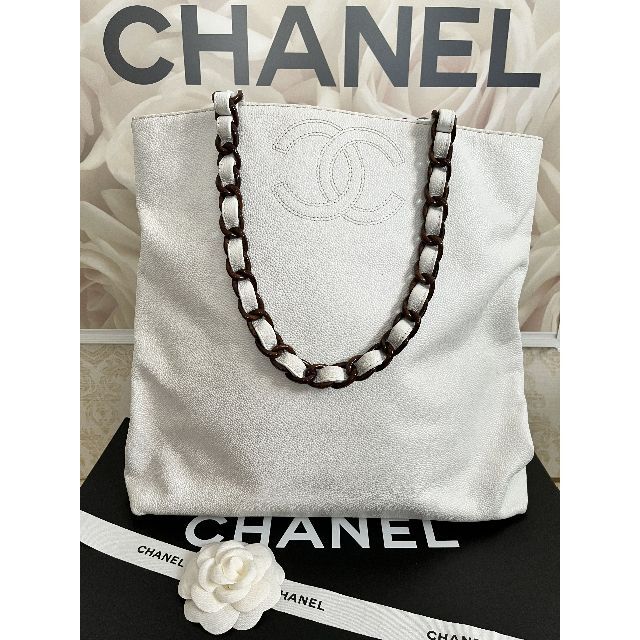 CHANEL(シャネル)のこん様専用 レディースのバッグ(トートバッグ)の商品写真