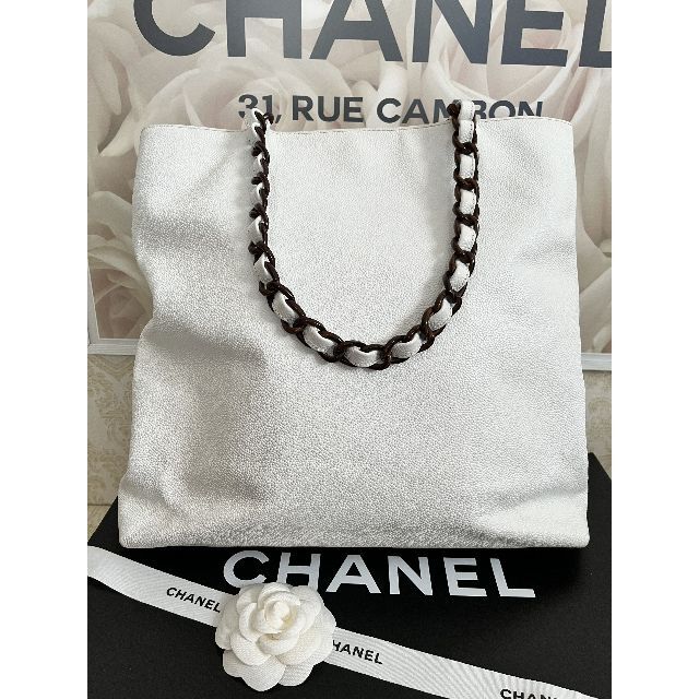 CHANEL(シャネル)のこん様専用 レディースのバッグ(トートバッグ)の商品写真