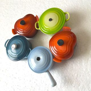 ルクルーゼ(LE CREUSET)のル・クルーゼ　鍋型ミニチュアマグネット5個セット(ミニチュア)