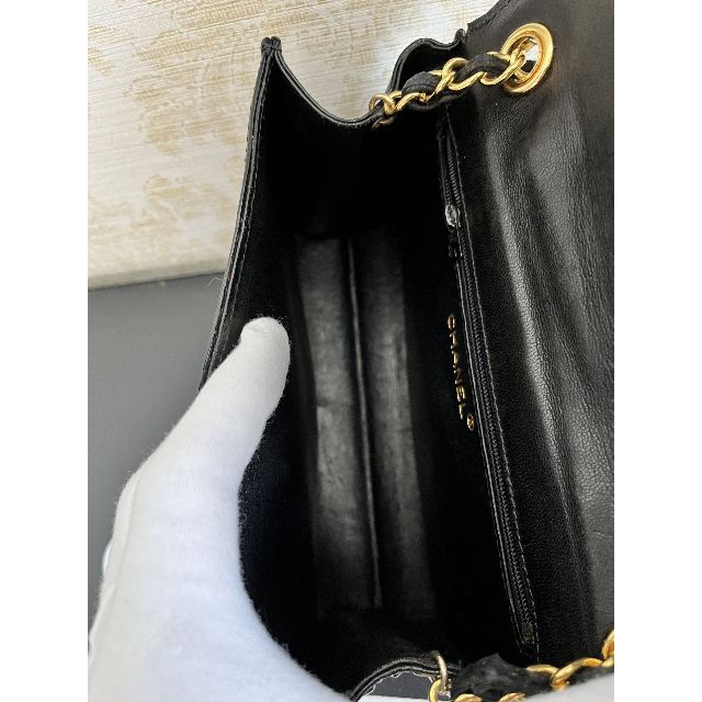 CHANEL(シャネル)の☆正規超極美品☆シャネル　チェーンショルダー　デカココ　パテントレザー　黒♪ レディースのバッグ(ショルダーバッグ)の商品写真