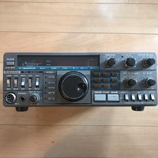 ケンウッド(KENWOOD)のHF TRANSCEIVER 無線機(アマチュア無線)