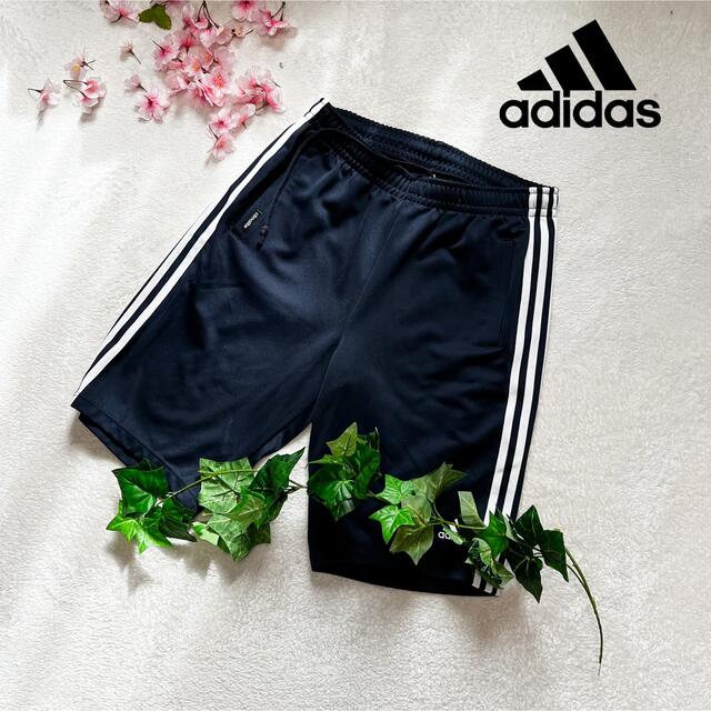 adidas(アディダス)の【良品　古着】アディダス　ハーフパンツ　メンズL ネイビー メンズのパンツ(ショートパンツ)の商品写真