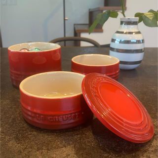 ルクルーゼ(LE CREUSET)の【美品】ルクルーゼラムカンスタッキングセット　チェリーレッド(食器)