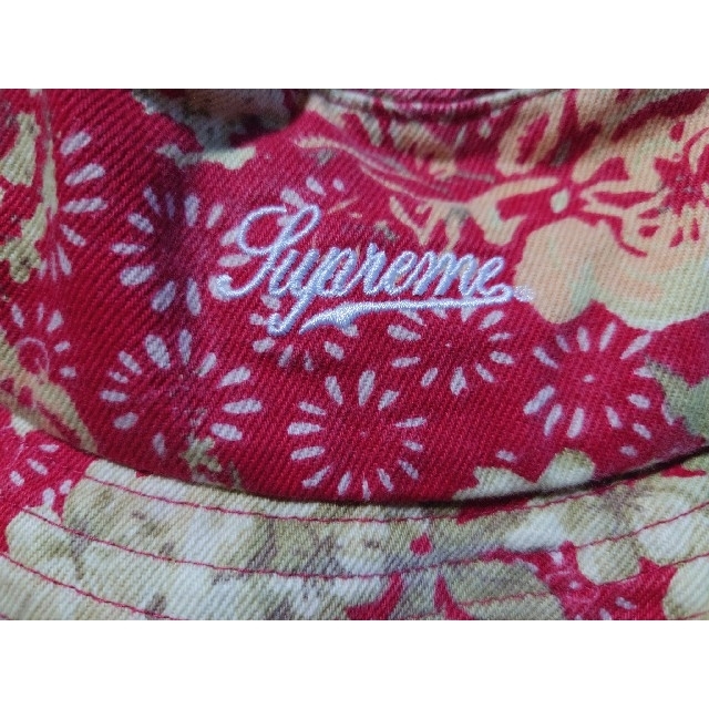 Supreme(シュプリーム)の花柄バケットハット メンズの帽子(ハット)の商品写真