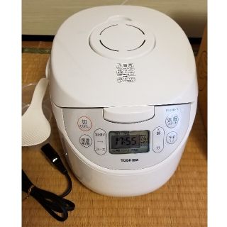 トウシバ(東芝)の東芝炊飯器　5.5合炊き　(炊飯器)