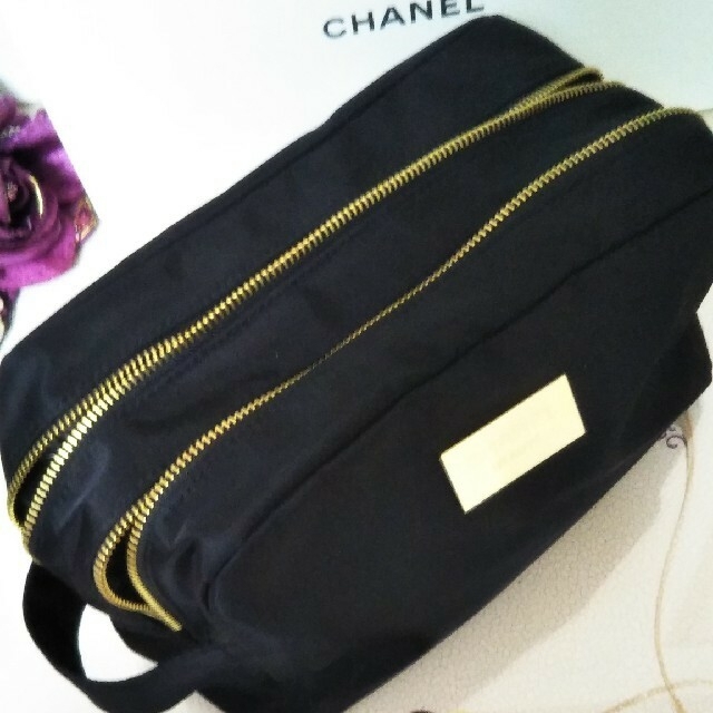 【CHANEL】未使用シャネル   ダブルファスナー ポーチ　ノベルティ 7