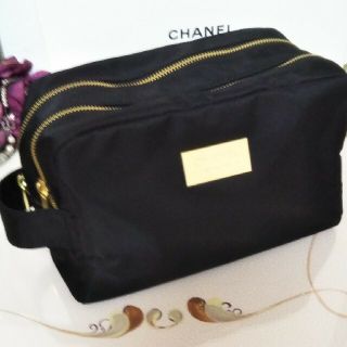 シャネル(CHANEL)の【CHANEL】未使用シャネル   ダブルファスナー ポーチ　ノベルティ(ポーチ)