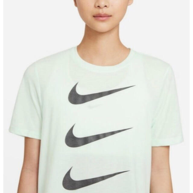 NIKE(ナイキ)のナイキ ランニングウェア Tシャツ 半袖 レディース ラン ディビジョン レディースのトップス(Tシャツ(半袖/袖なし))の商品写真