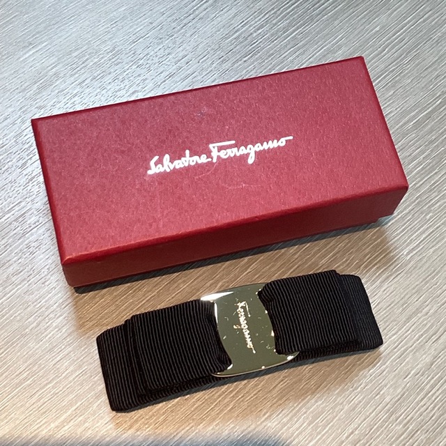 Salvatore Ferragamo - Ferragamo バレッタ ヴァラ ブラックリボン