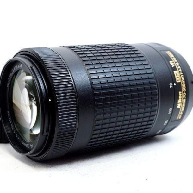 10月18日限定特価♪【超美品】Nikon  AF-P 70-300mm VR