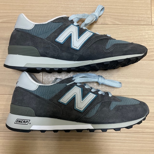 美品　ニューバランス New Balance M1300CLS 28cm 2E