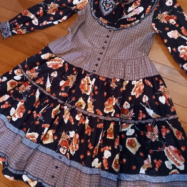 一回着用のみ美品ピンクハウスとっても可愛いスイーツワンピース - 1