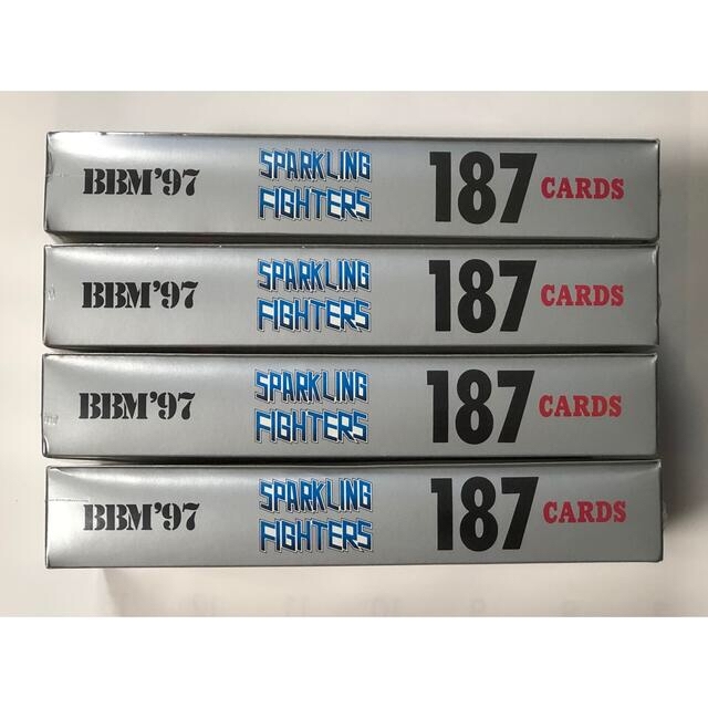 【新品未開封】BBM`97プロレスリングカード スパークリングファイターズ4箱