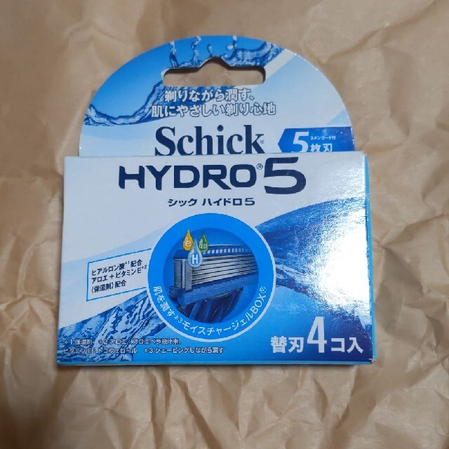 DZ24fashion様専用【新品・未開封】Schick ハイドロ5替刃 4コ入 スマホ/家電/カメラの美容/健康(メンズシェーバー)の商品写真