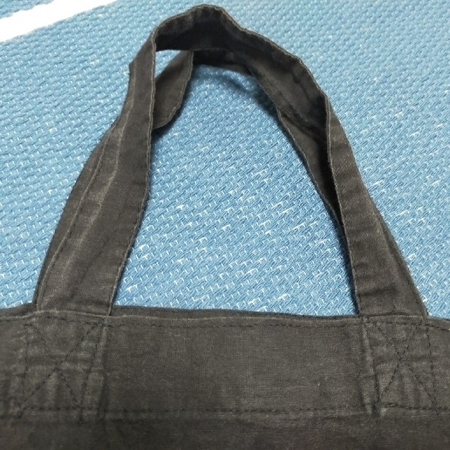AZUL by moussy(アズールバイマウジー)のAZUL♡ブラック手さげ♡布製エコバッグ レディースのバッグ(エコバッグ)の商品写真