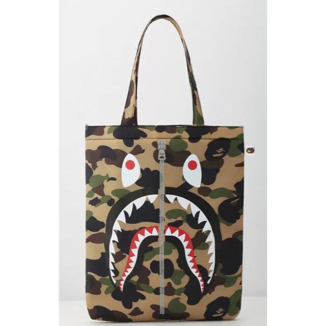 A BATHING APE(アベイシングエイプ)のBAPE◆A BATHING APE／シャーク◆トートバッグ◆付録品ノベルティ メンズのバッグ(バッグパック/リュック)の商品写真