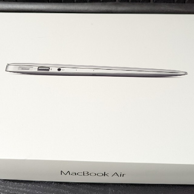 Mac (Apple)(マック)のmacbook air 11inch 2015　moft スマホ/家電/カメラのPC/タブレット(ノートPC)の商品写真